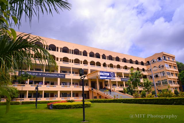 MAEER'S MIT Polytechnic