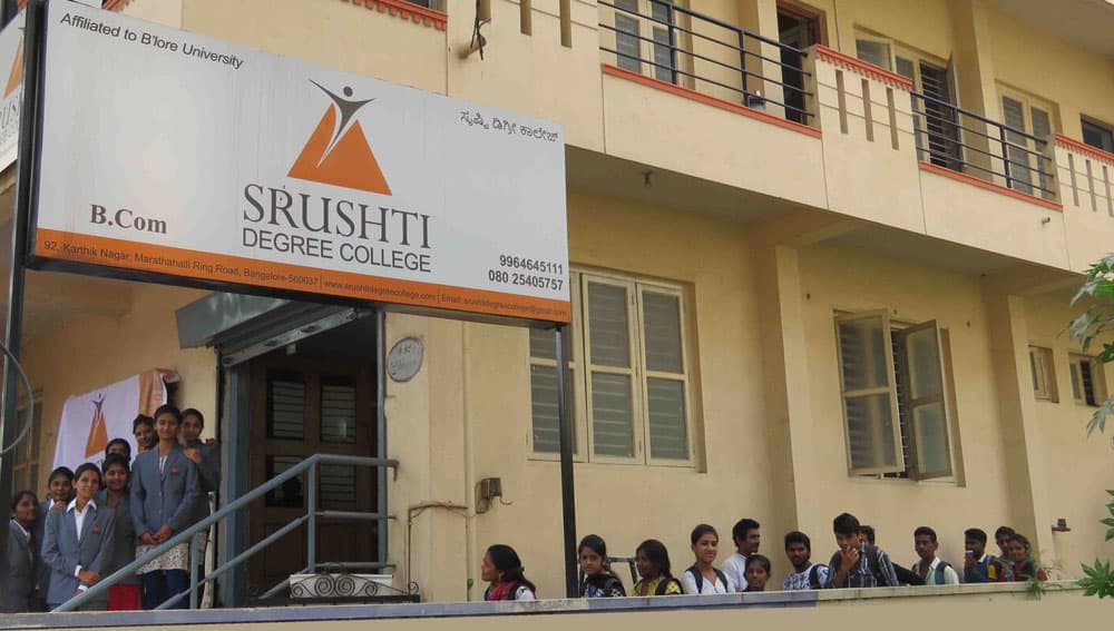 Srushti Degree College