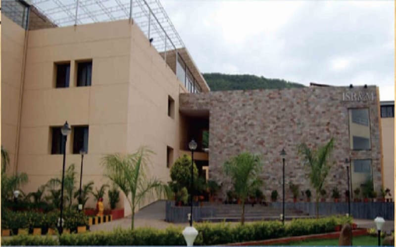 ISB&M College Of Commerce
