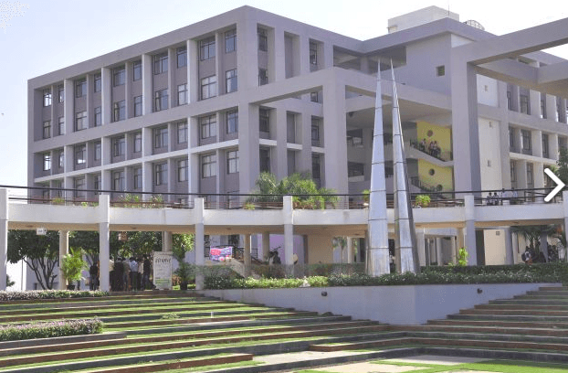 MET’s Institute of Technology, Polytechnic