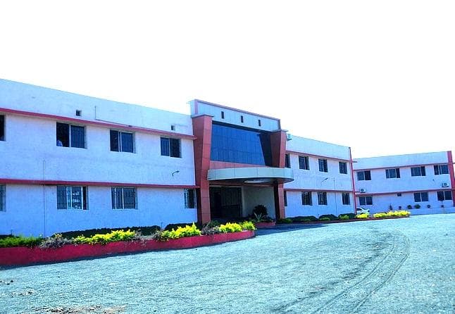 P Wadhwani College of Pharmacy