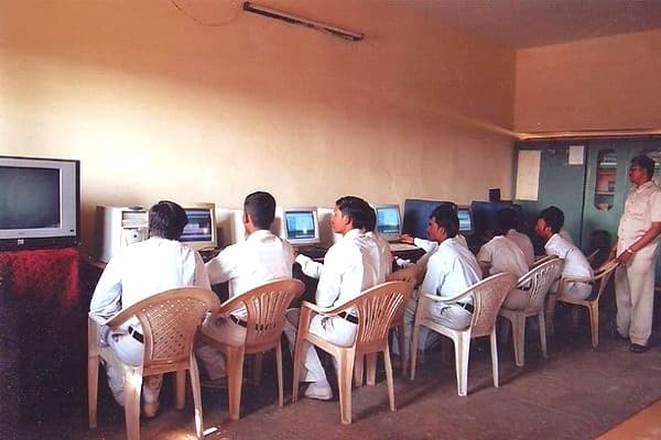 Sambhajirao Shinde Adhyapak Vidhyalaya
