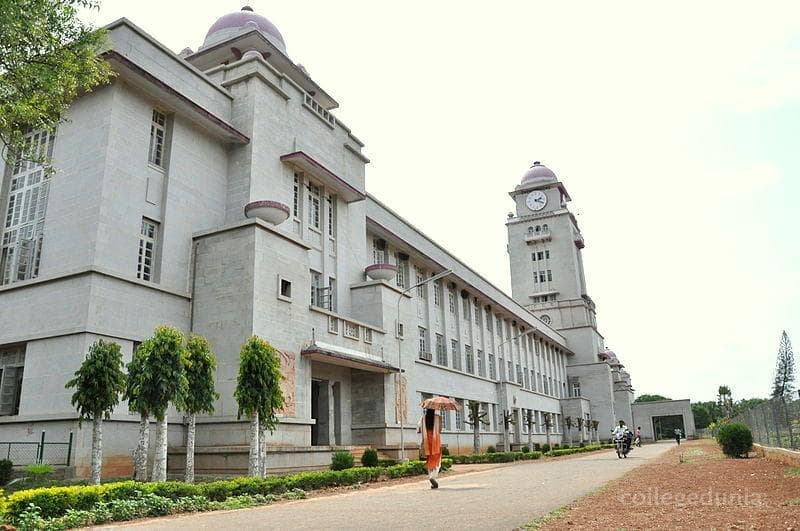 University College of Law, Karnatak University